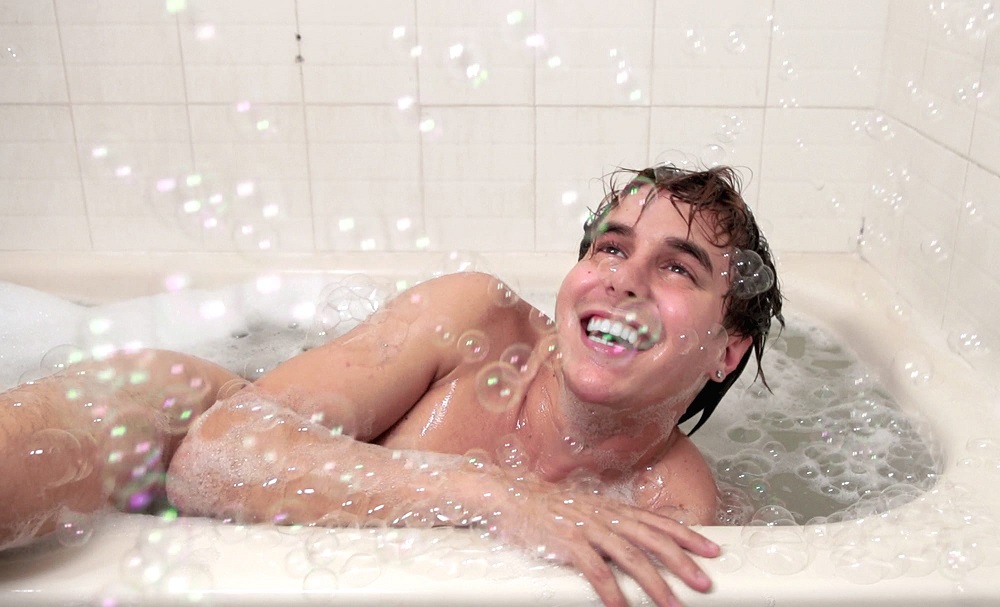 Still from Mala Mala