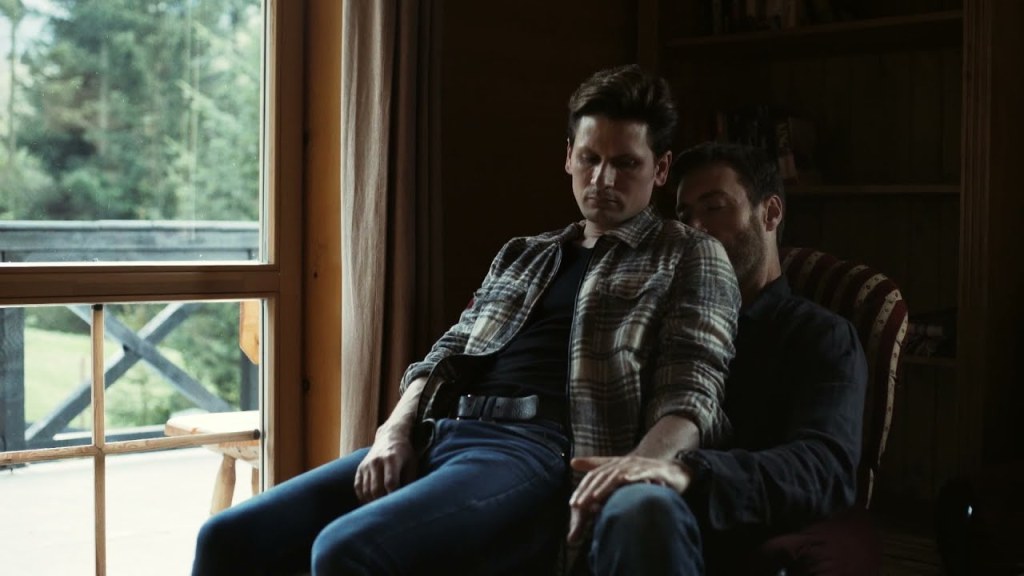 A romantic weekend getaway turns sinister in the gay thriller Complete Strangers