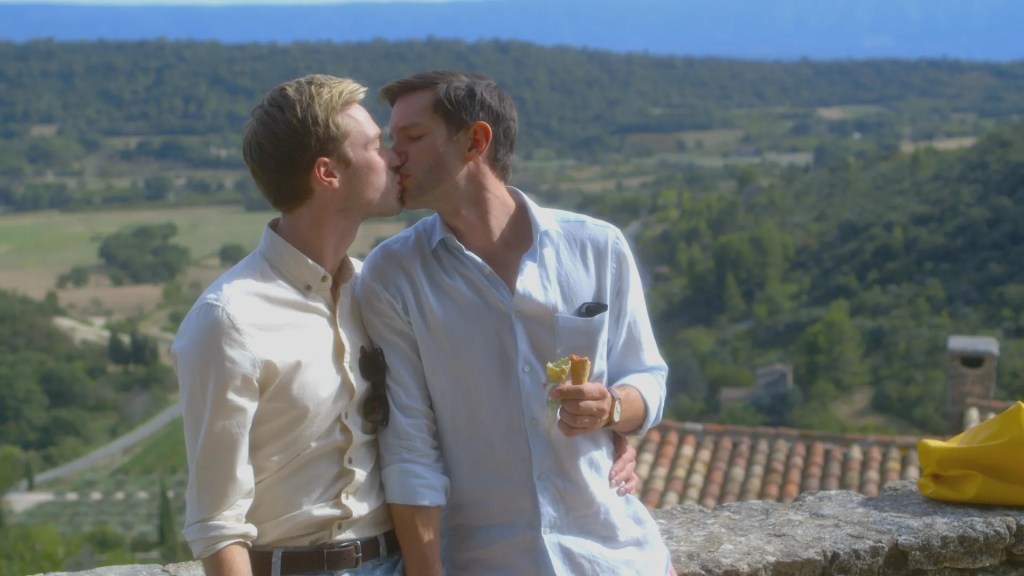 A visitor adds some tension to a gay couple’s dream vacation in the erotic drama ‘Wasp’