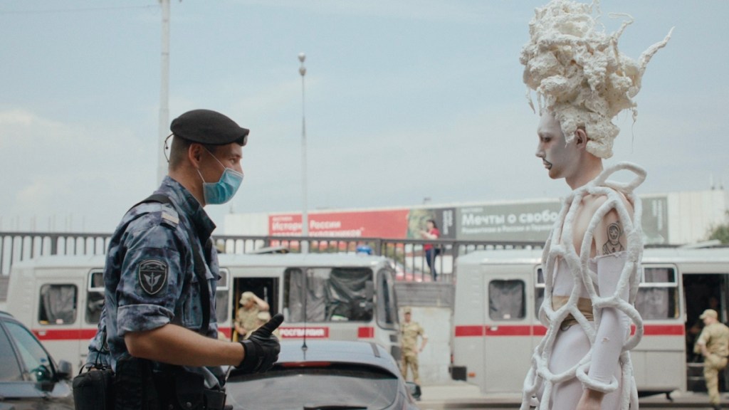 ‘Queendom’ follows a talented queer artist who literally risks her life on the streets of&nbsp;Moscow