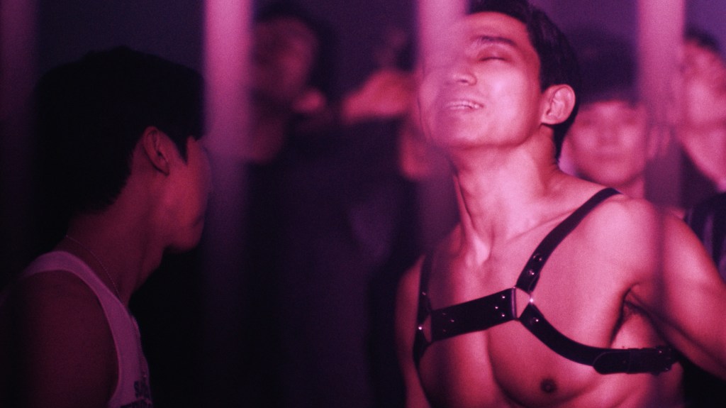 Gay nightclub scene in 3670, the Korean LGBTQ drama streaming exclusively on Dekkoo