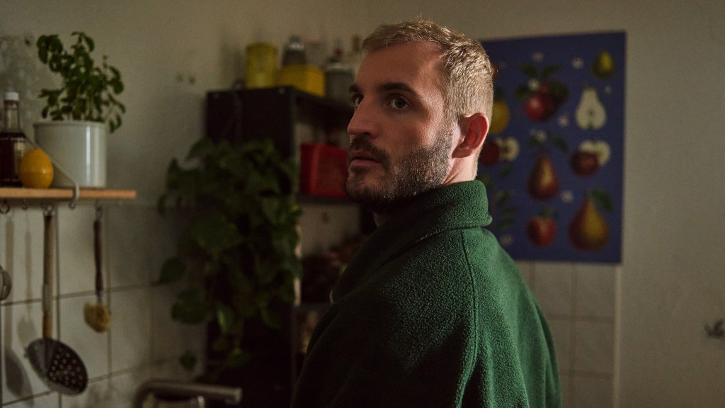 Pierre Emö as Sagat in Noel Alejandro’s REMEMBER I AM DEAD